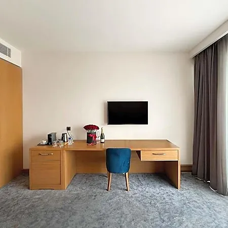 Gazda Hotel&restaurant - Self Chek-in Hotel