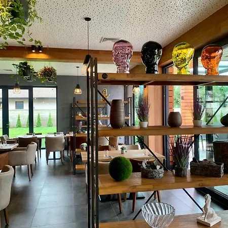 Ξενοδοχείο Gazda Hotel&restaurant - Self Chek-in 3*
